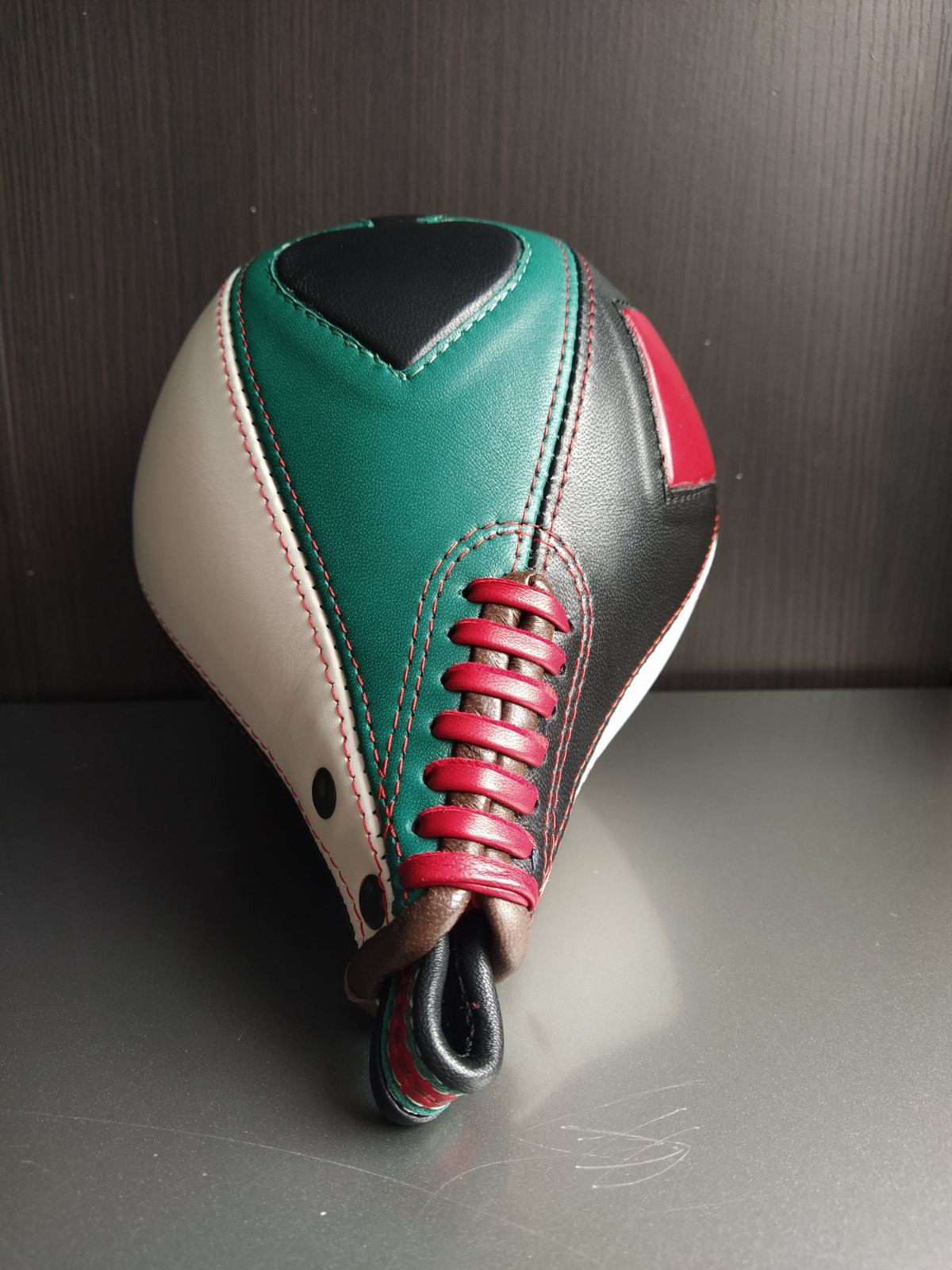 Click image for larger version

Name:	roni-speed-bag-product-25.jpg
Views:	4
Size:	334.9 KB
ID:	130926